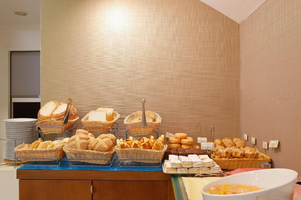 Hotel Santa Rosa, Blue Hoteles 希洪 外观 照片